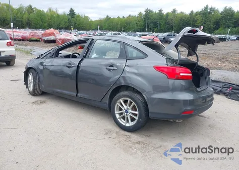 2016 Ford Focus Se z USA, uszkodzony, nr VIN 1FADP3F22GL327604